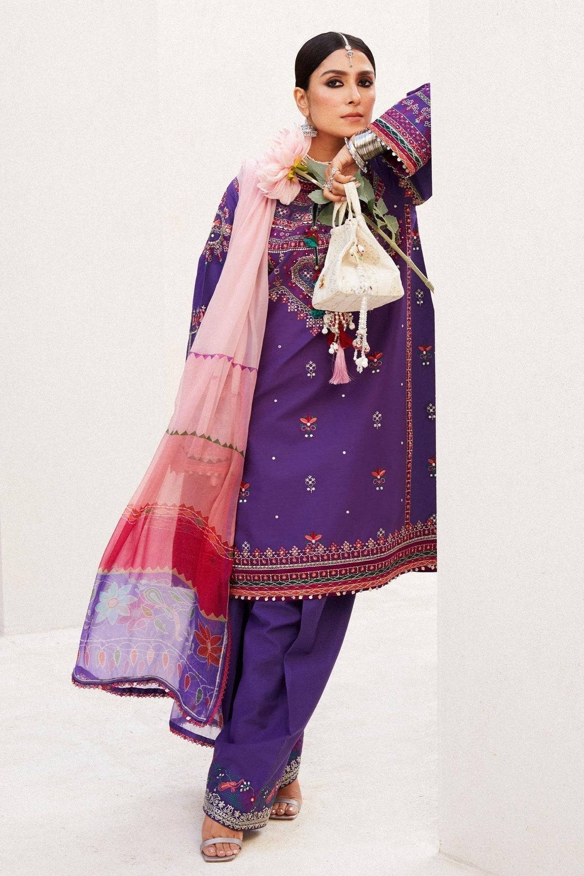 Zara Shahjahan | Luxury Lawn 24 | LAMIA-7B - Pakistani Designer Dress - by Zara Shahjahan | Type: Luxury - 100% Original at Saira Sultan
