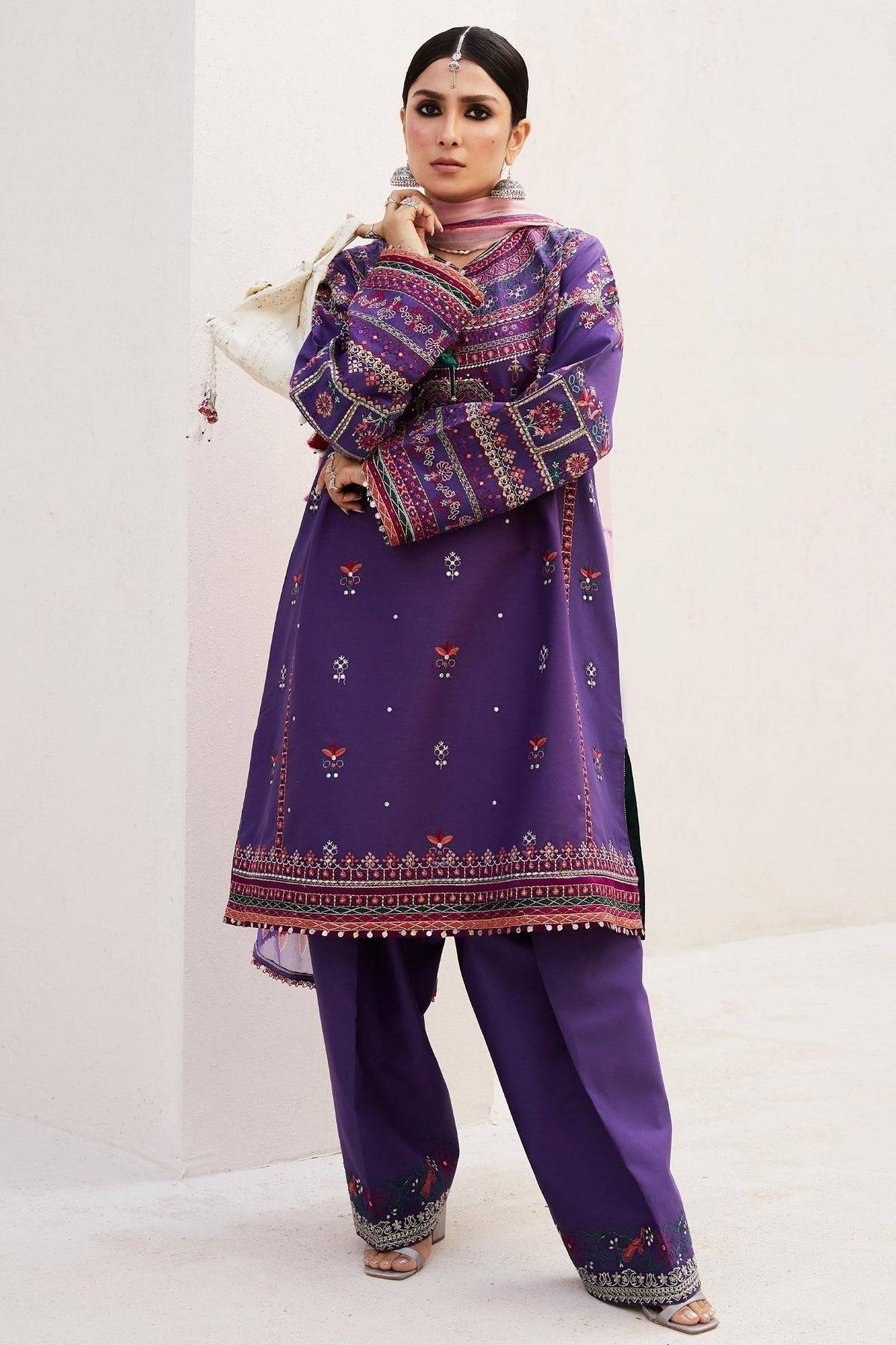 Zara Shahjahan | Luxury Lawn 24 | LAMIA-7B - Pakistani Designer Dress - by Zara Shahjahan | Type: Luxury - 100% Original at Saira Sultan