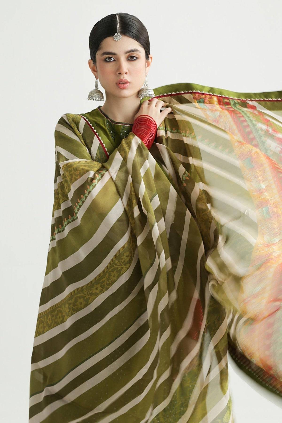 Zara Shahjahan | Luxury Lawn 24 | AAINA-8B - Pakistani Designer Dress - by Zara Sahjahan | Type: Luxury - 100% Original at Saira Sultan