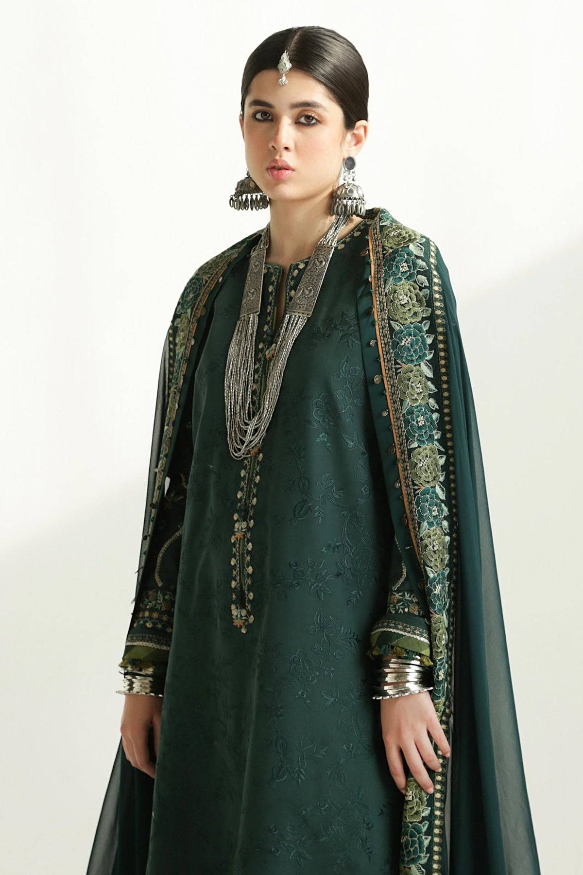 Zara Shahjahan | Luxury Lawn 24 | PARSA-9B - Pakistani Designer Dress - by Zara Sahjahan | Type: Luxury - 100% Original at Saira Sultan