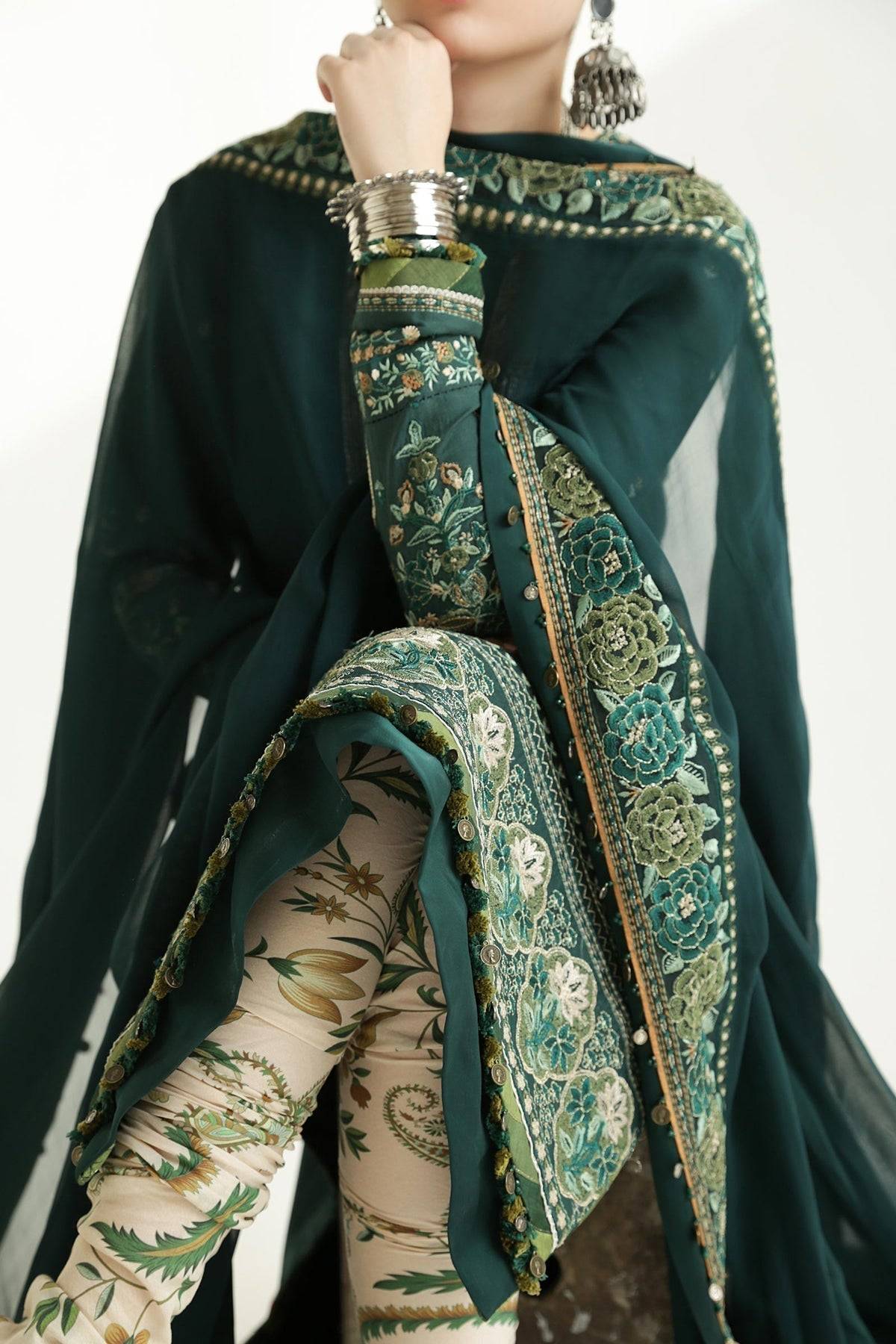 Zara Shahjahan | Luxury Lawn 24 | PARSA-9B - Pakistani Designer Dress - by Zara Sahjahan | Type: Luxury - 100% Original at Saira Sultan