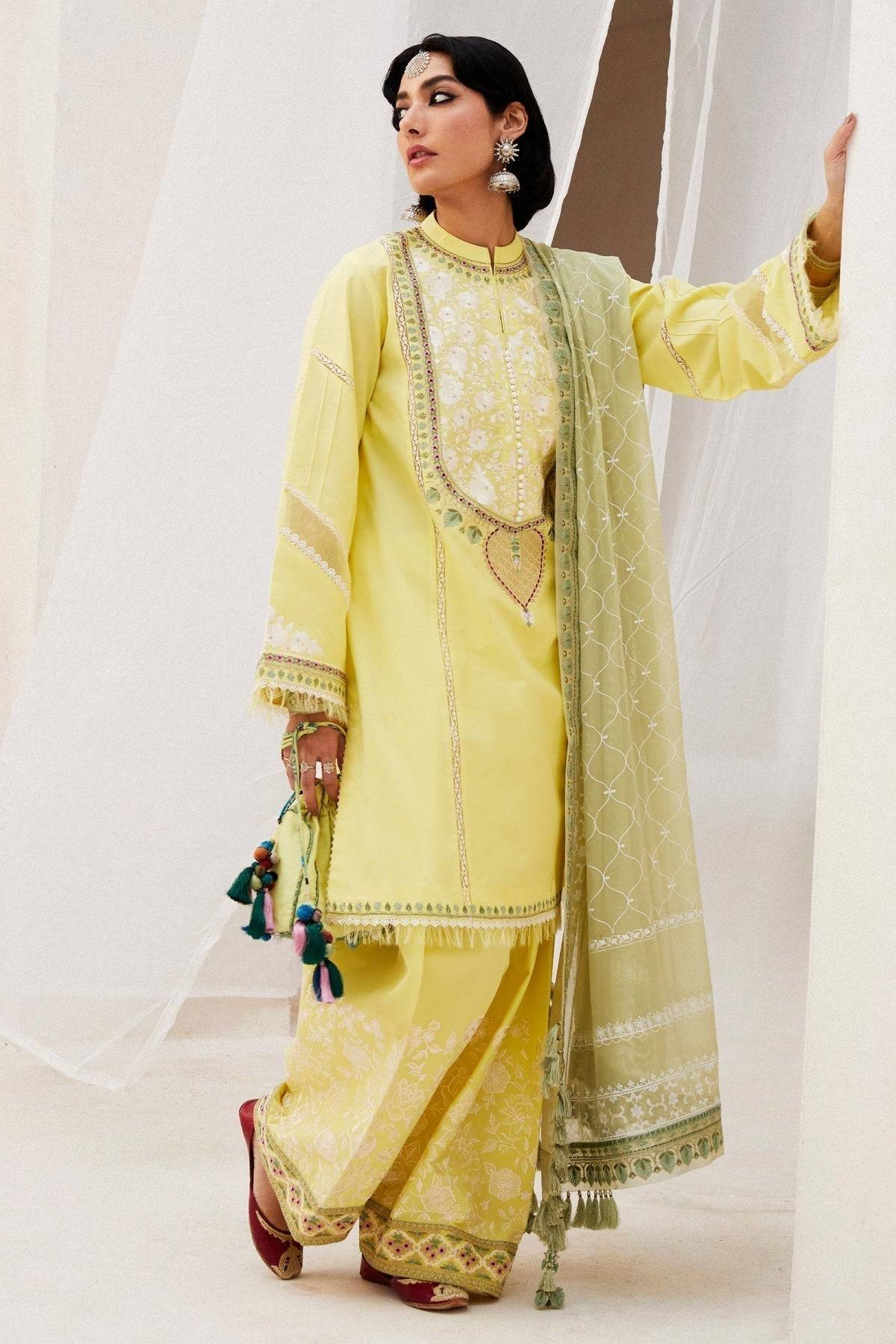 Zara Shahjahan | Luxury Lawn 24 | DILARA-15A - Pakistani Designer Dress - by Zara Shahjahan | Type: Luxury - 100% Original at Saira Sultan