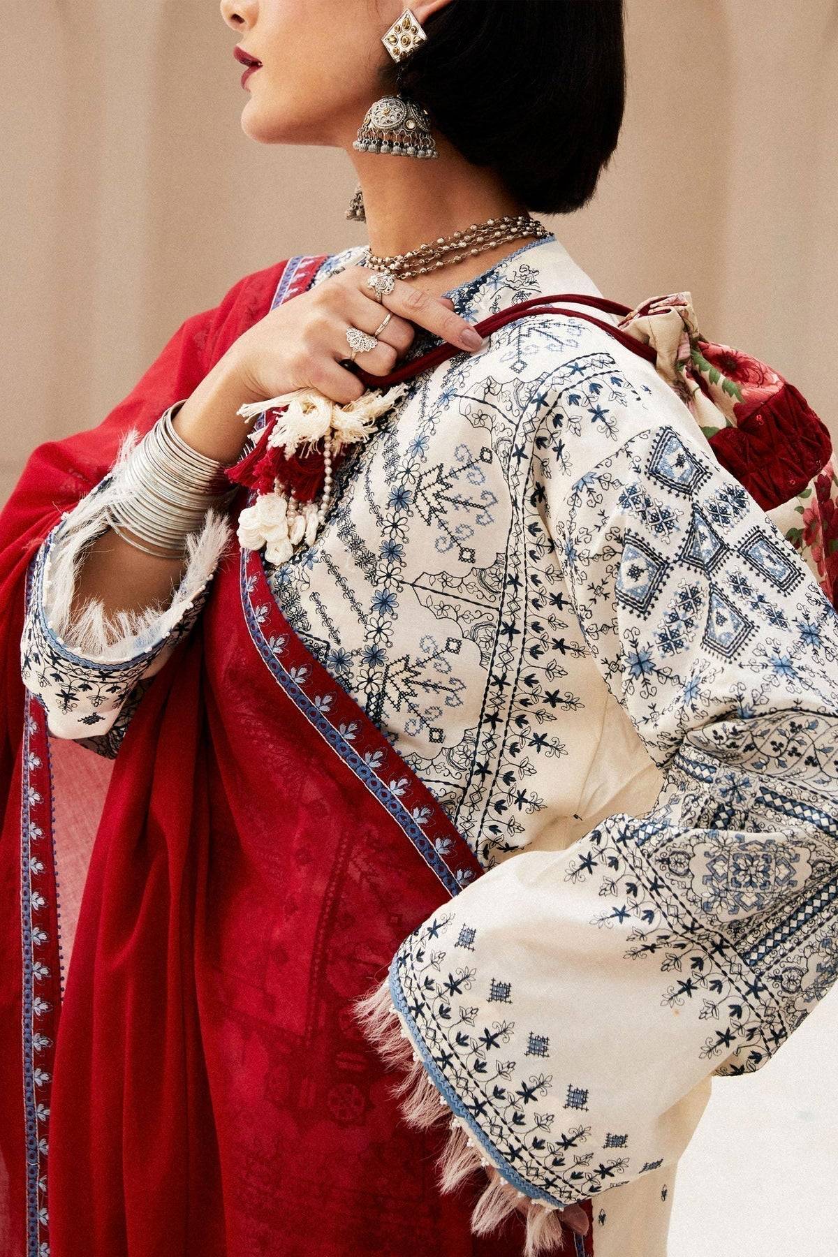 Zara Shahjahan | Luxury Lawn 24 | DIYA-2A - Pakistani Designer Dress - by Zara Shahjahan | Type: Luxury - 100% Original at Saira Sultan