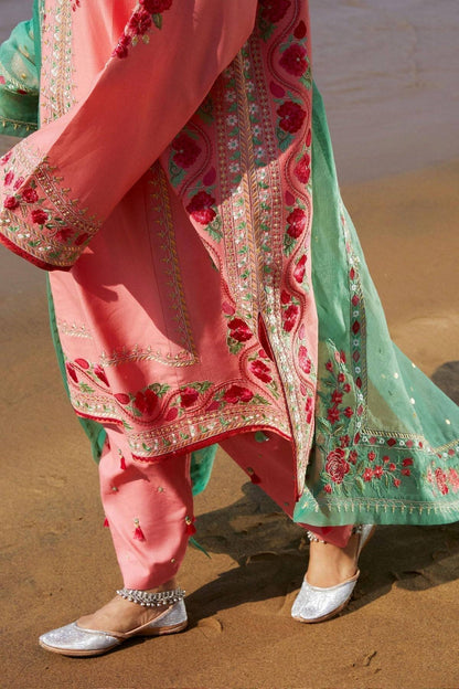 Zara Shahjahan | Luxury Lawn 24 | JIYA-6A - Pakistani Designer Dress - by Zara Shahjahan | Type: Luxury - 100% Original at Saira Sultan