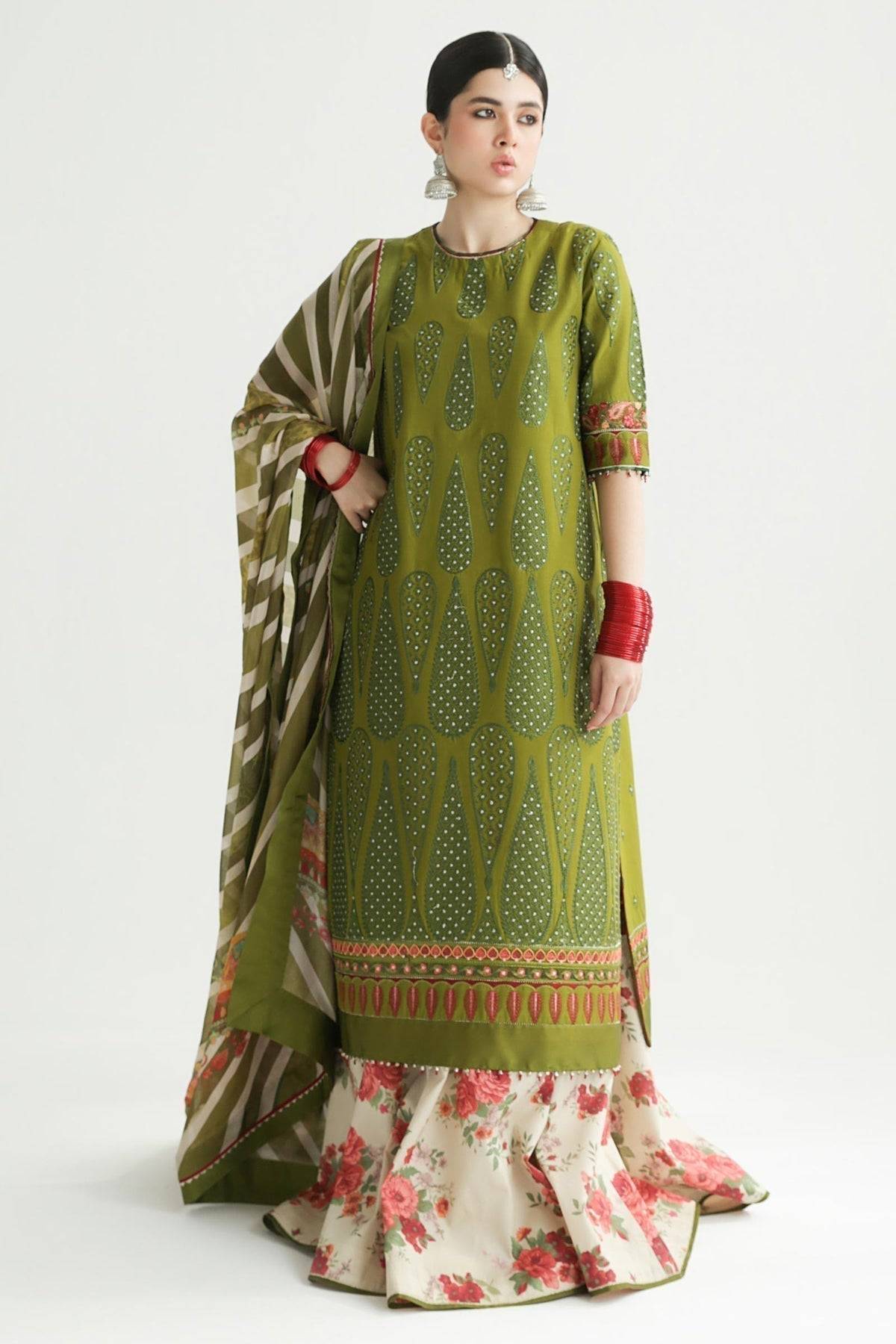 Zara Shahjahan | Luxury Lawn 24 | AAINA-8B - Pakistani Designer Dress - by Zara Sahjahan | Type: Luxury - 100% Original at Saira Sultan