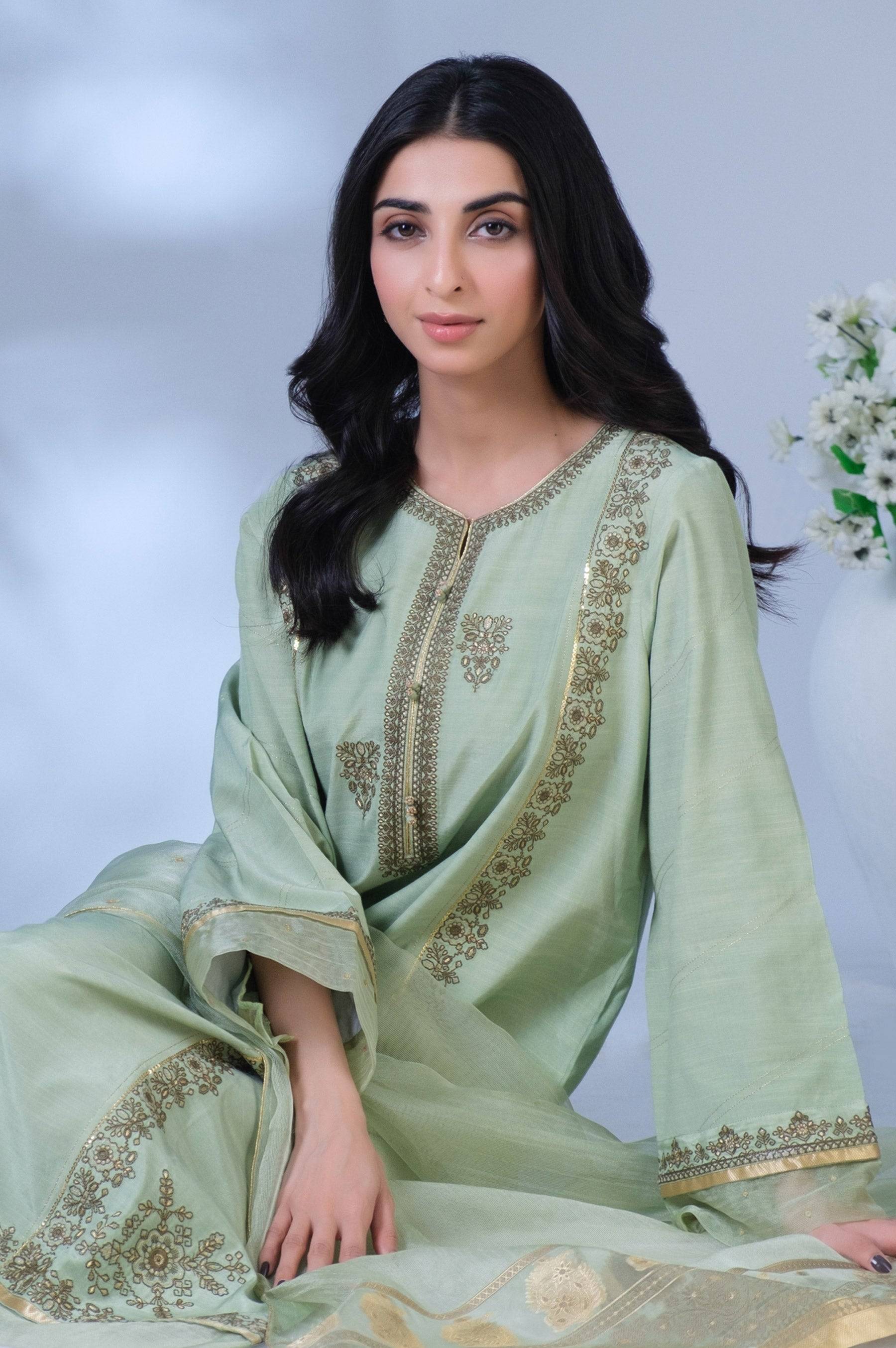 Zeen | Summer Collection 24 | 33227 - Pakistani Designer Dress - by Zeen | Type: Luxury - 100% Original at Saira Sultan