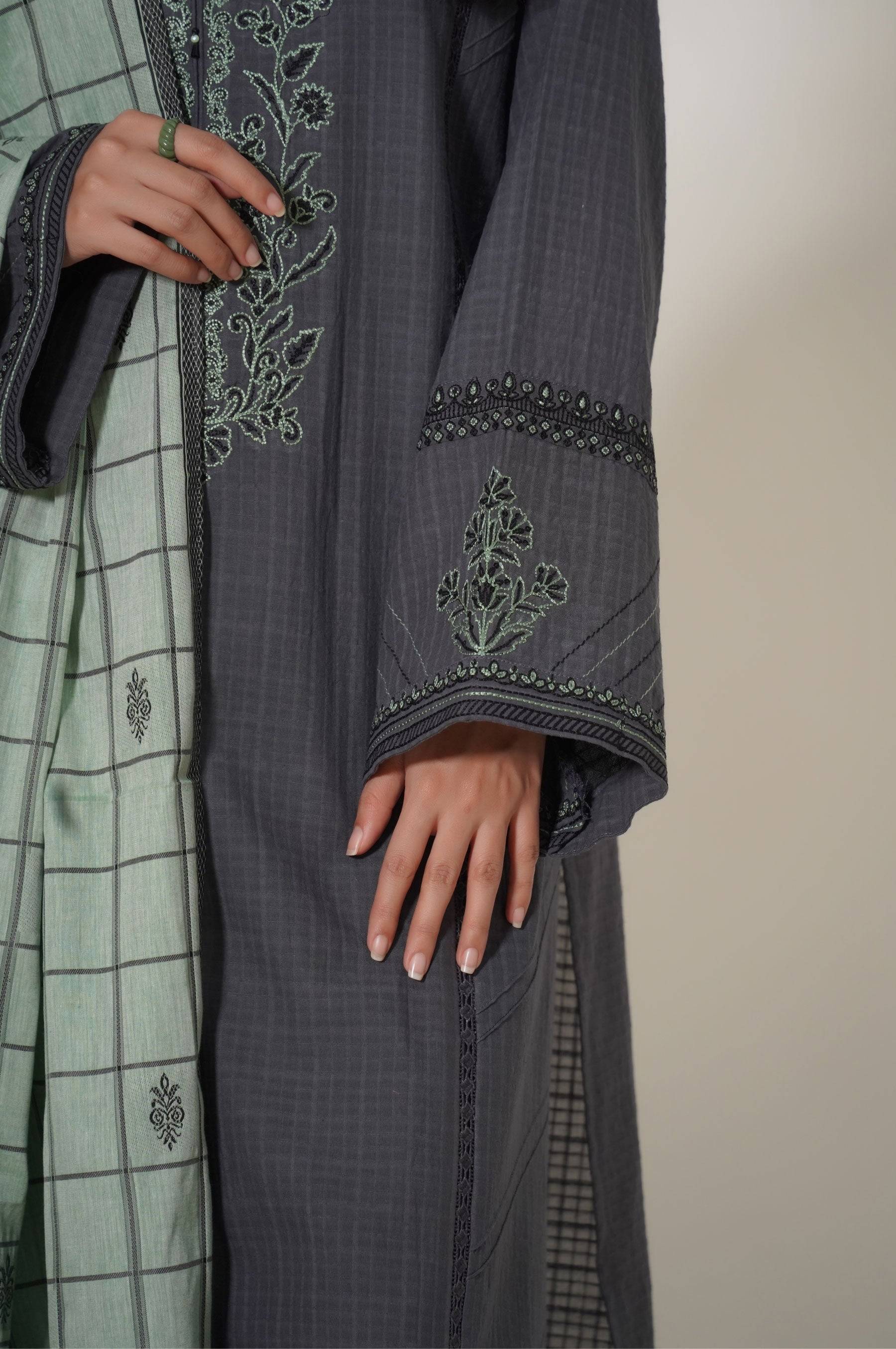 Zeen | Summer Collection 24 | 33475 - Pakistani Designer Dress - by Zeen | Type: Luxury - 100% Original at Saira Sultan