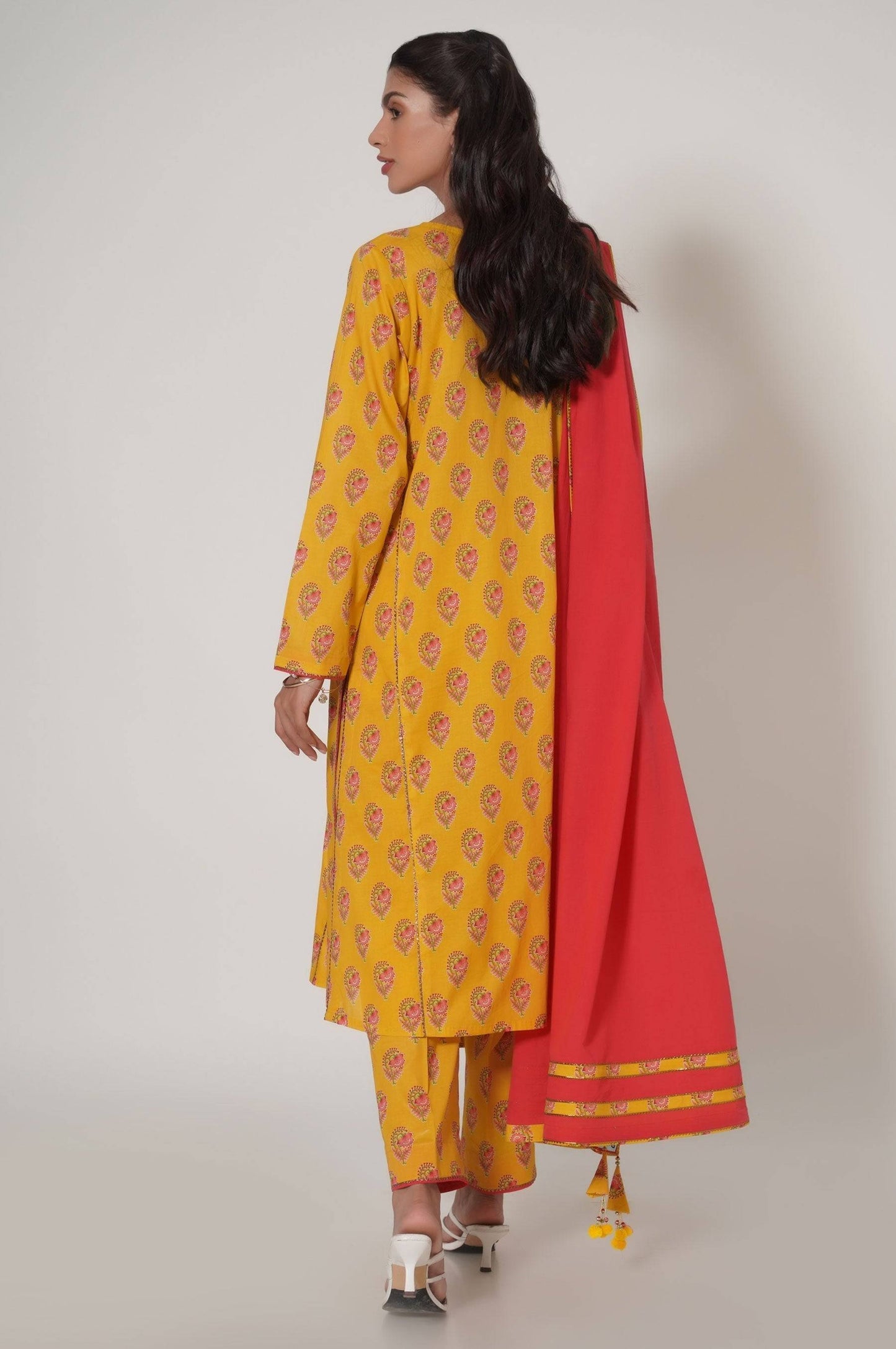 Zeen | Summer Collection 24 | 33618 - Pakistani Designer Dress - by Zeen | Type: Luxury - 100% Original at Saira Sultan