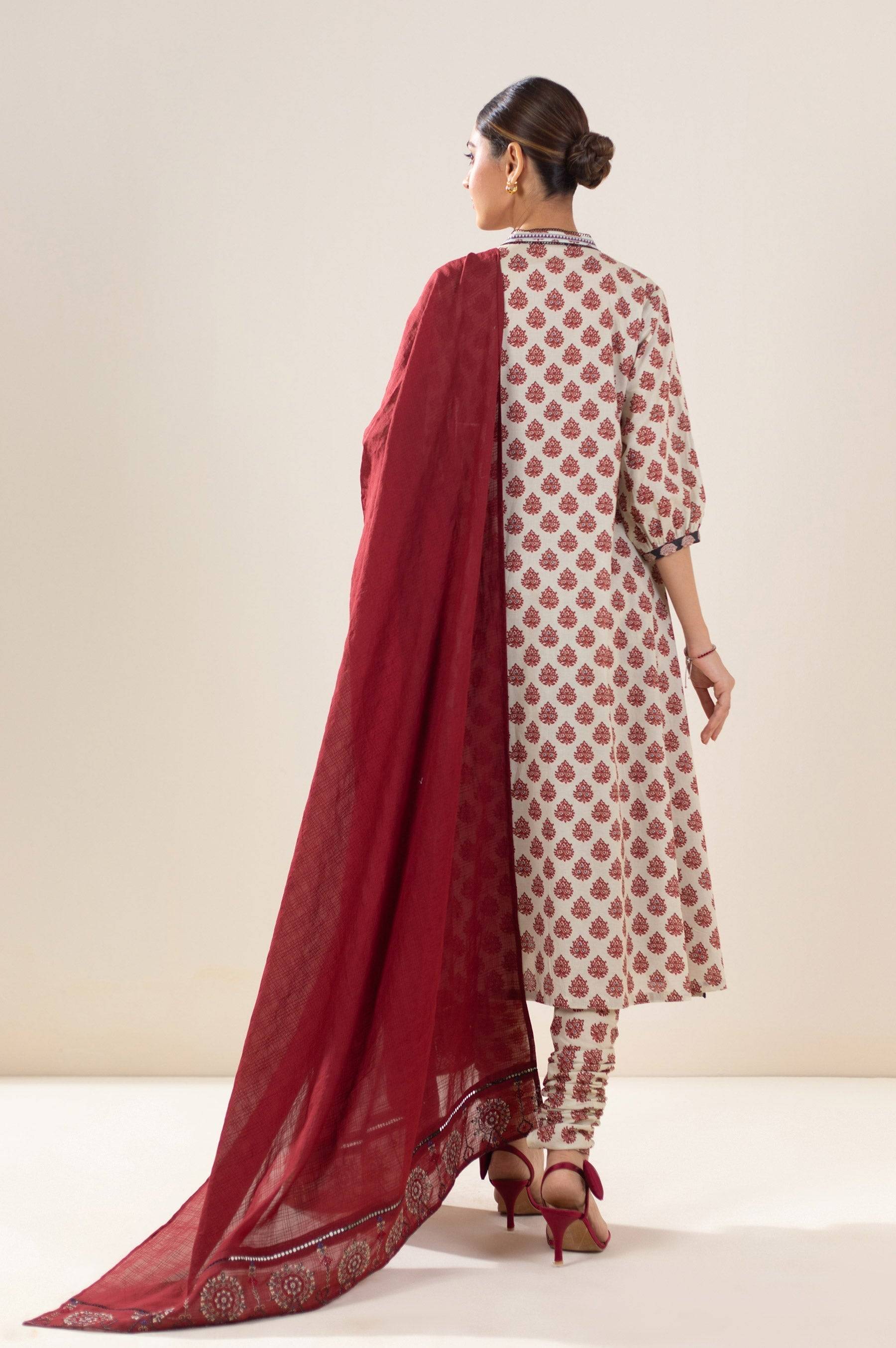 Zeen | Summer Collection 24 | 34214 - Pakistani Designer Dress - by Zeen | Type: Luxury - 100% Original at Saira Sultan