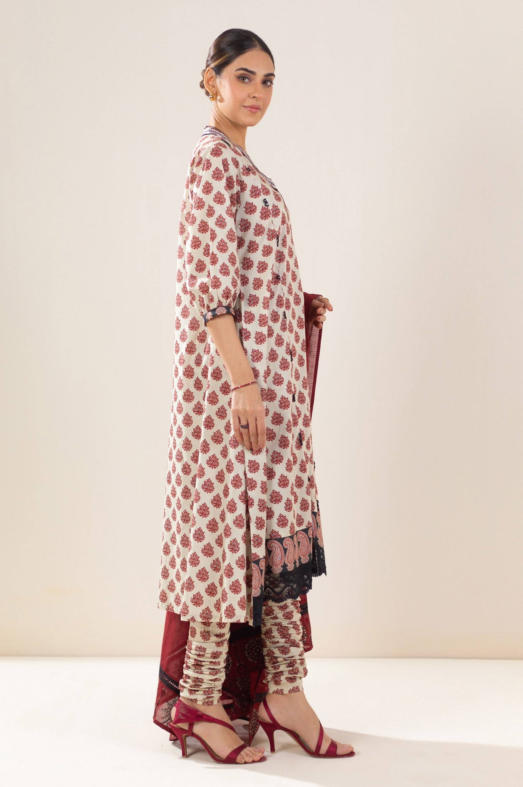 Zeen | Summer Collection 24 | 34214 - Pakistani Designer Dress - by Zeen | Type: Luxury - 100% Original at Saira Sultan