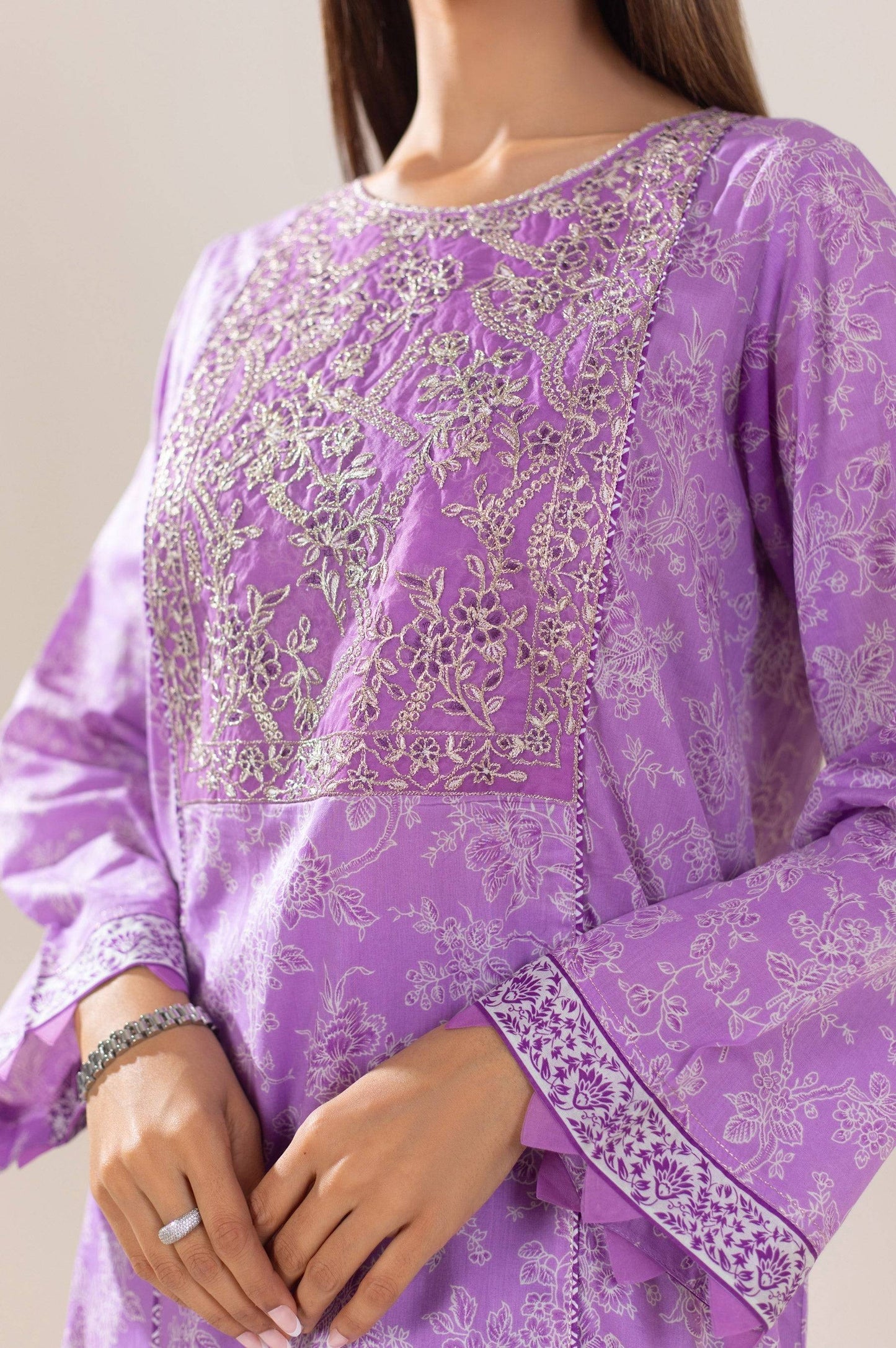 Zeen | Summer Collection 24 | 34220 - Pakistani Designer Dress - by Zeen | Type: Luxury - 100% Original at Saira Sultan