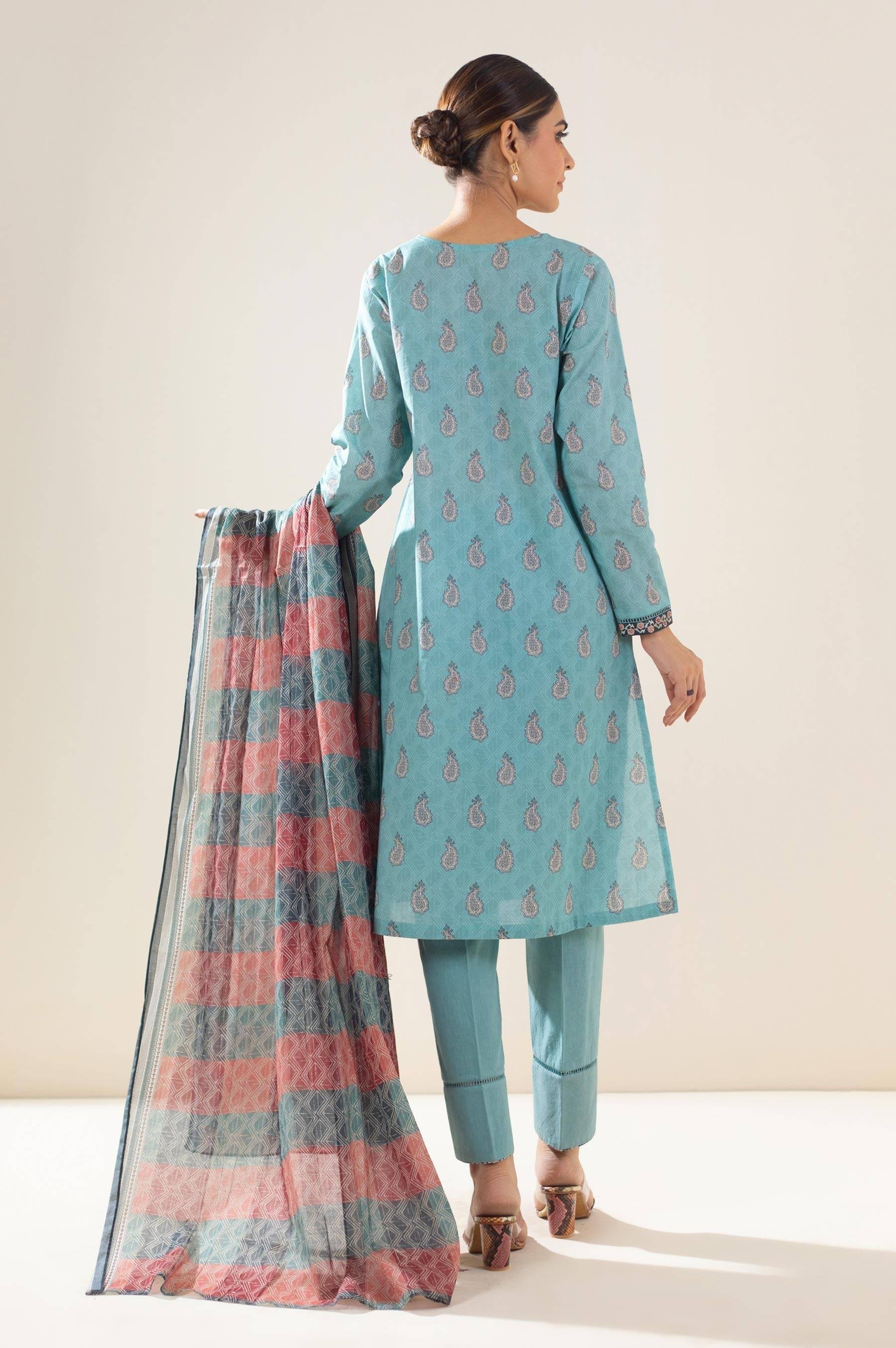 Zeen | Summer Collection 24 | 34233 - Pakistani Designer Dress - by Zeen | Type: Luxury - 100% Original at Saira Sultan