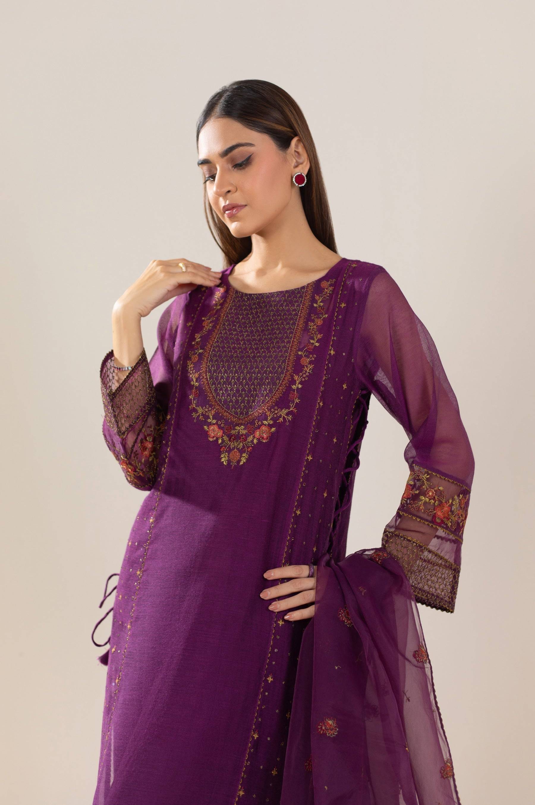 Zeen | Summer Collection 24 | 33307 - Pakistani Designer Dress - by Zeen | Type: Luxury - 100% Original at Saira Sultan