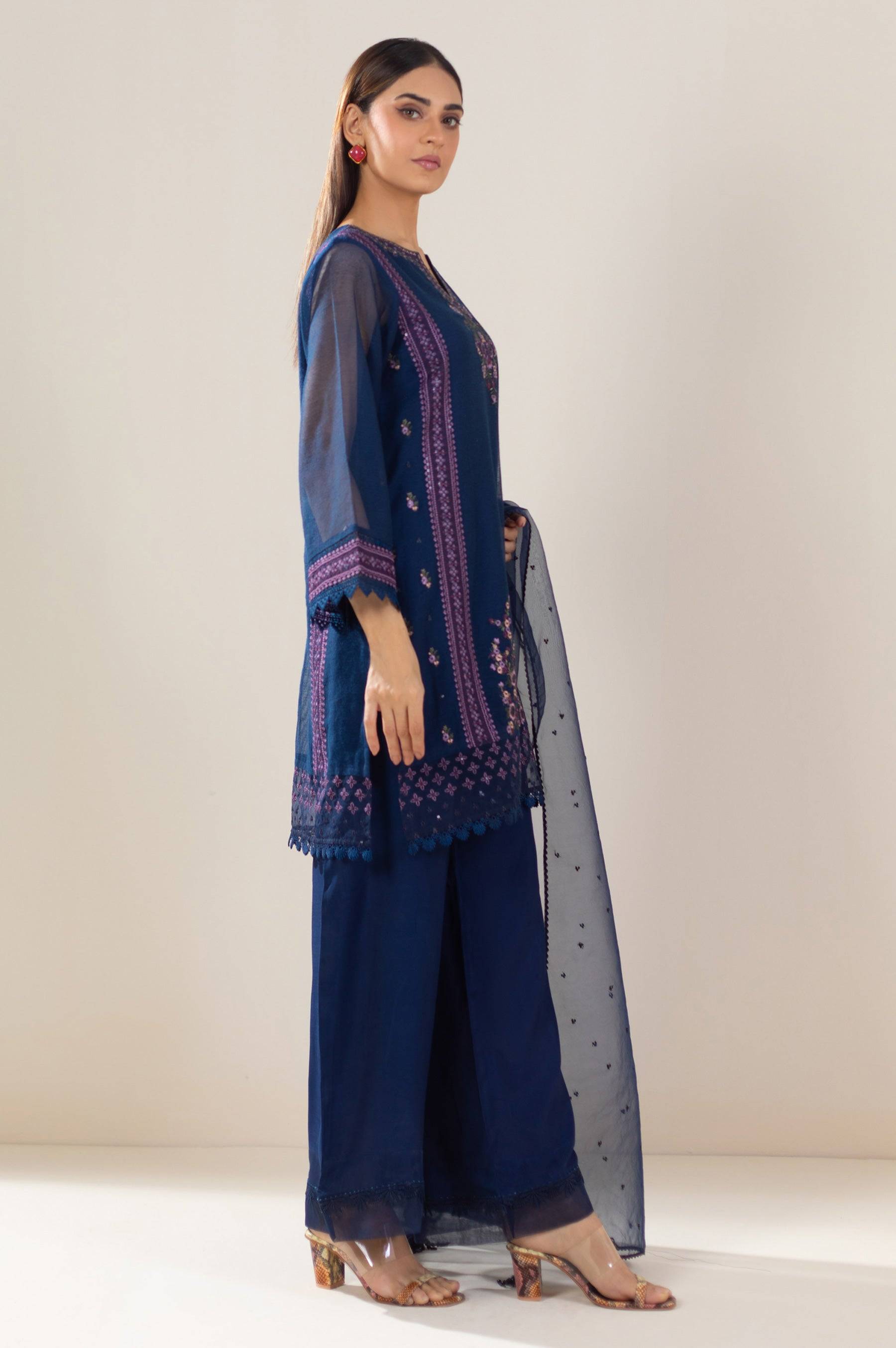 Zeen | Summer Collection 24 | 33308 - Pakistani Designer Dress - by Zeen | Type: Luxury - 100% Original at Saira Sultan