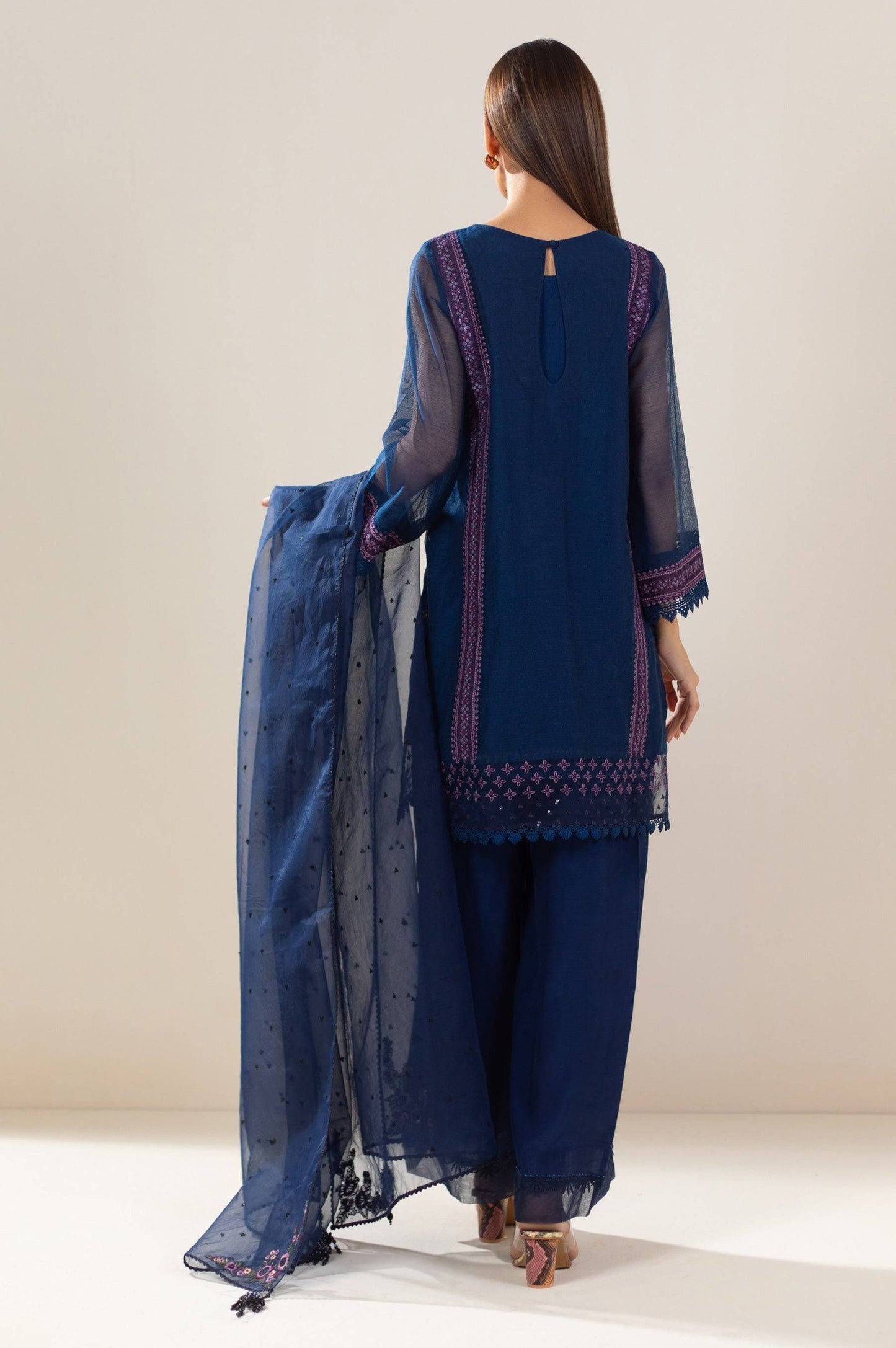 Zeen | Summer Collection 24 | 33308 - Pakistani Designer Dress - by Zeen | Type: Luxury - 100% Original at Saira Sultan